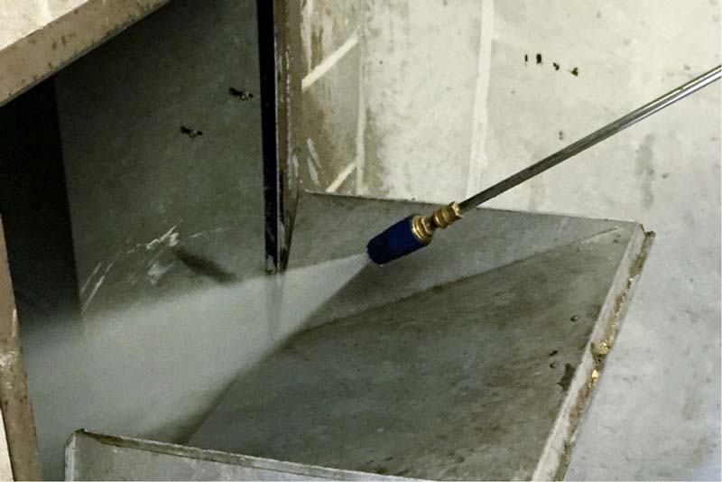 Residential Garbage Chute Pressure Washing